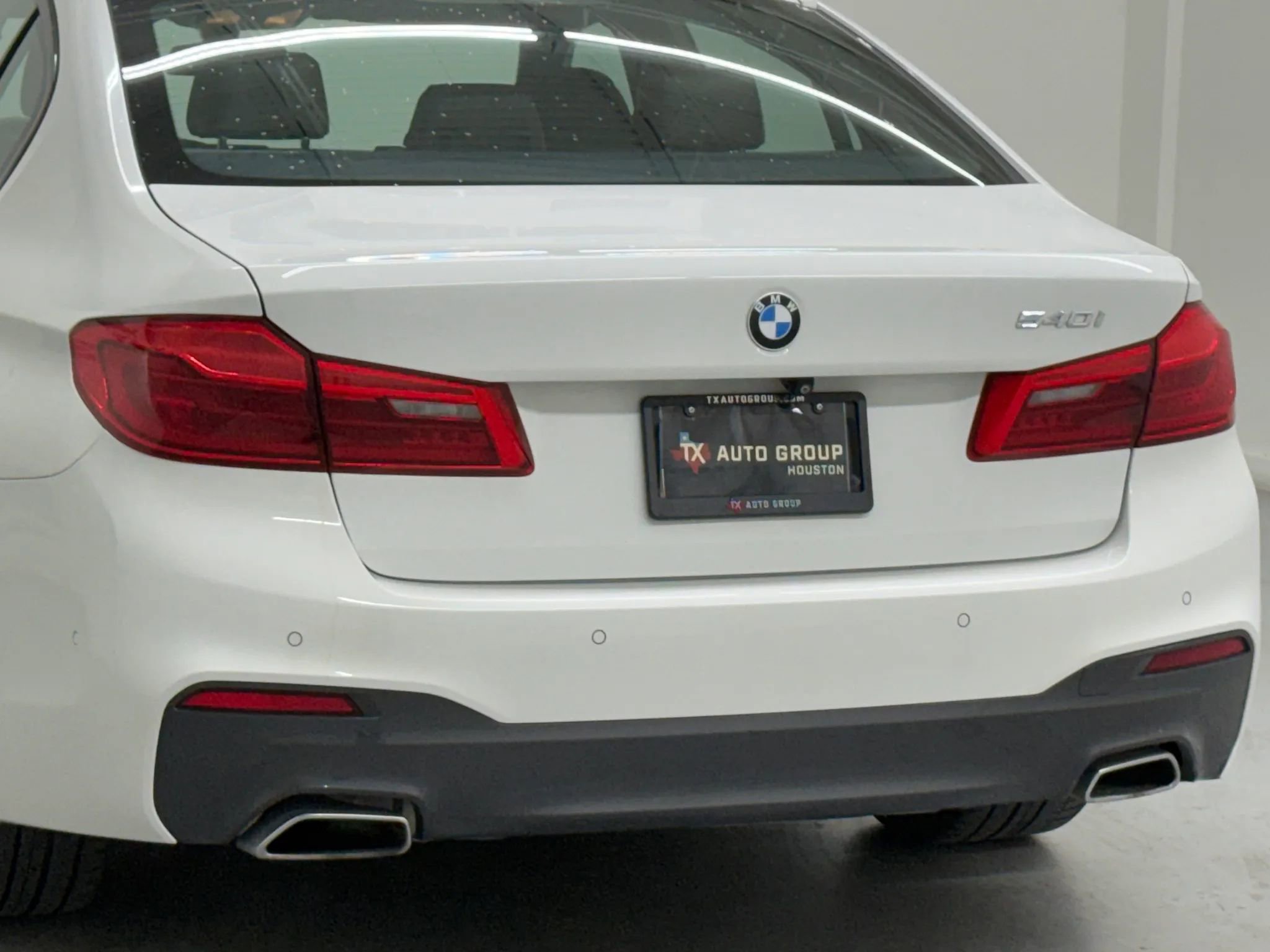 Used 2019 BMW 540i w/ M Sport Package image 42