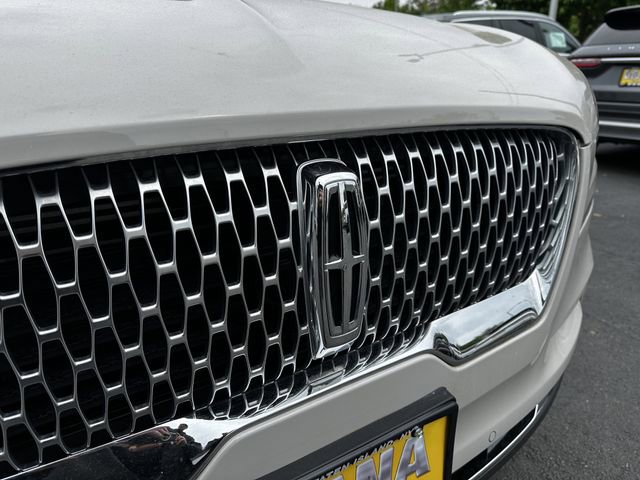 Certified 2023 Lincoln Aviator AWD w/ Premium Package image 10