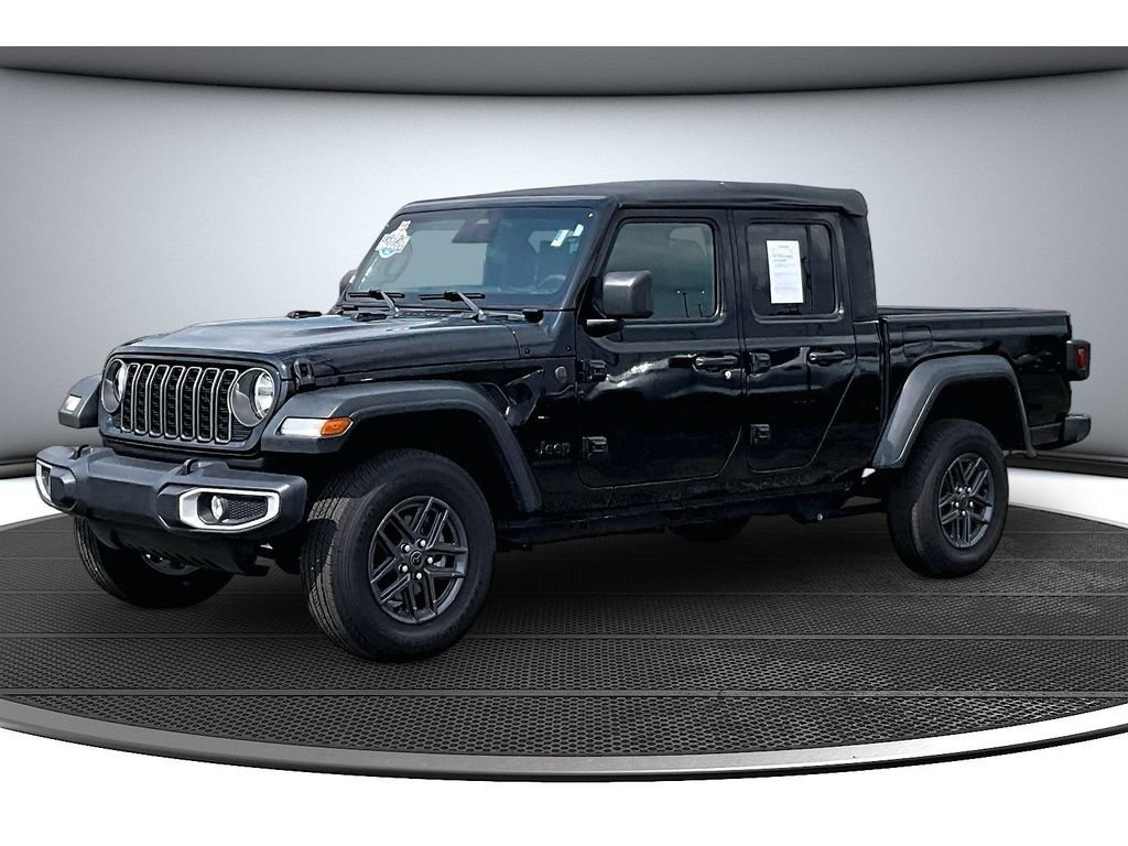 Used 2026 Jeep Gladiator Sport AWD/4WD image 16