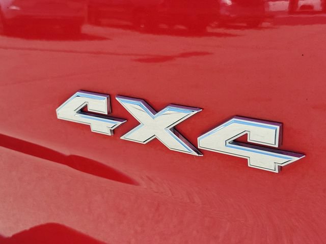 Used 2023 RAM 1500 Classic SLT w/ Trailer & Traction Group AWD/4WD image 8