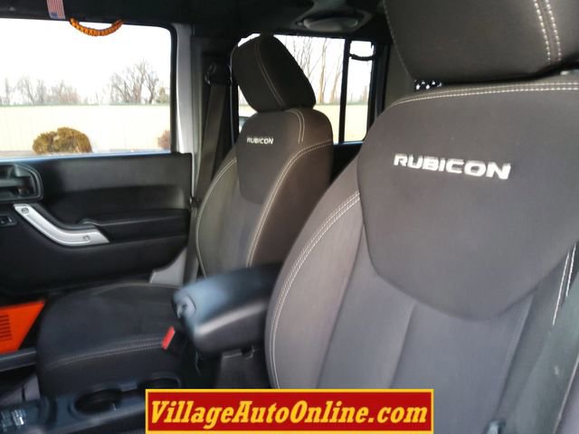 Used 2014 Jeep Wrangler Unlimited Rubicon w/ Connectivity Group image 16