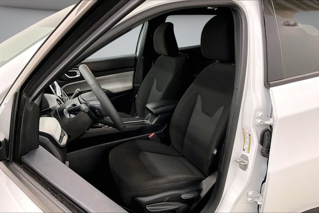 Used 2023 Jeep Compass Sport AWD/4WD image 21