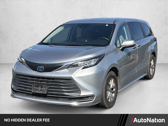 Certified 2022 Toyota Sienna LE