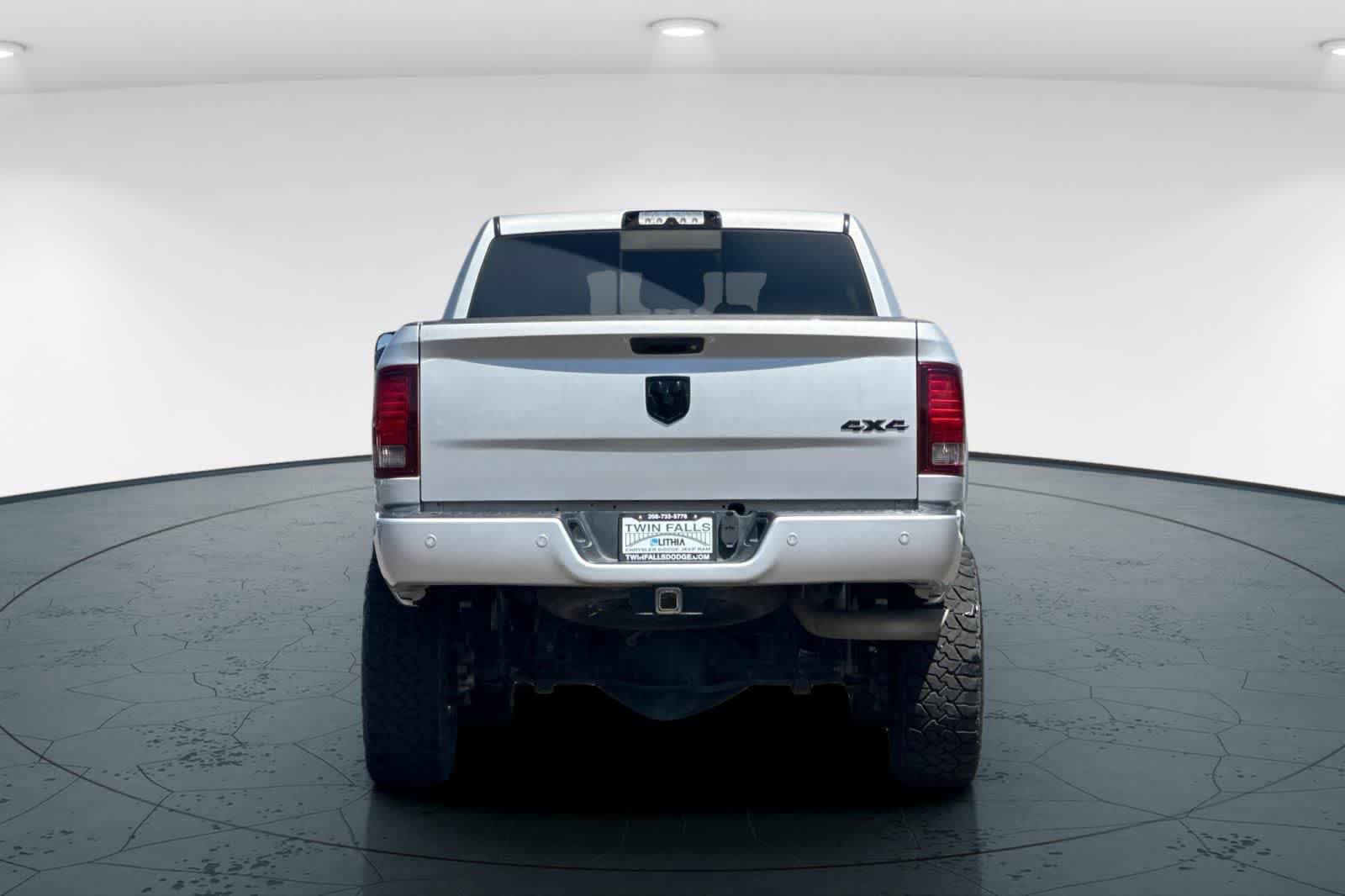 Used 2017 RAM 2500 Laramie w/ Sport Appearance Group AWD/4WD image 7