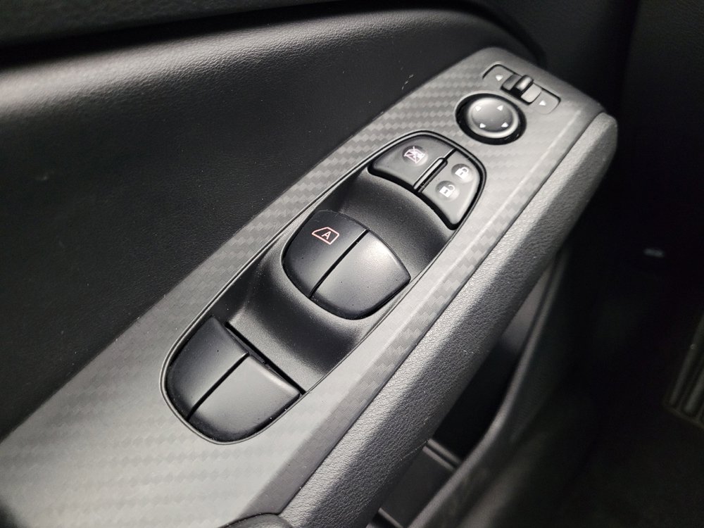 Used 2025 Nissan Altima 2.5 SV FWD image 27