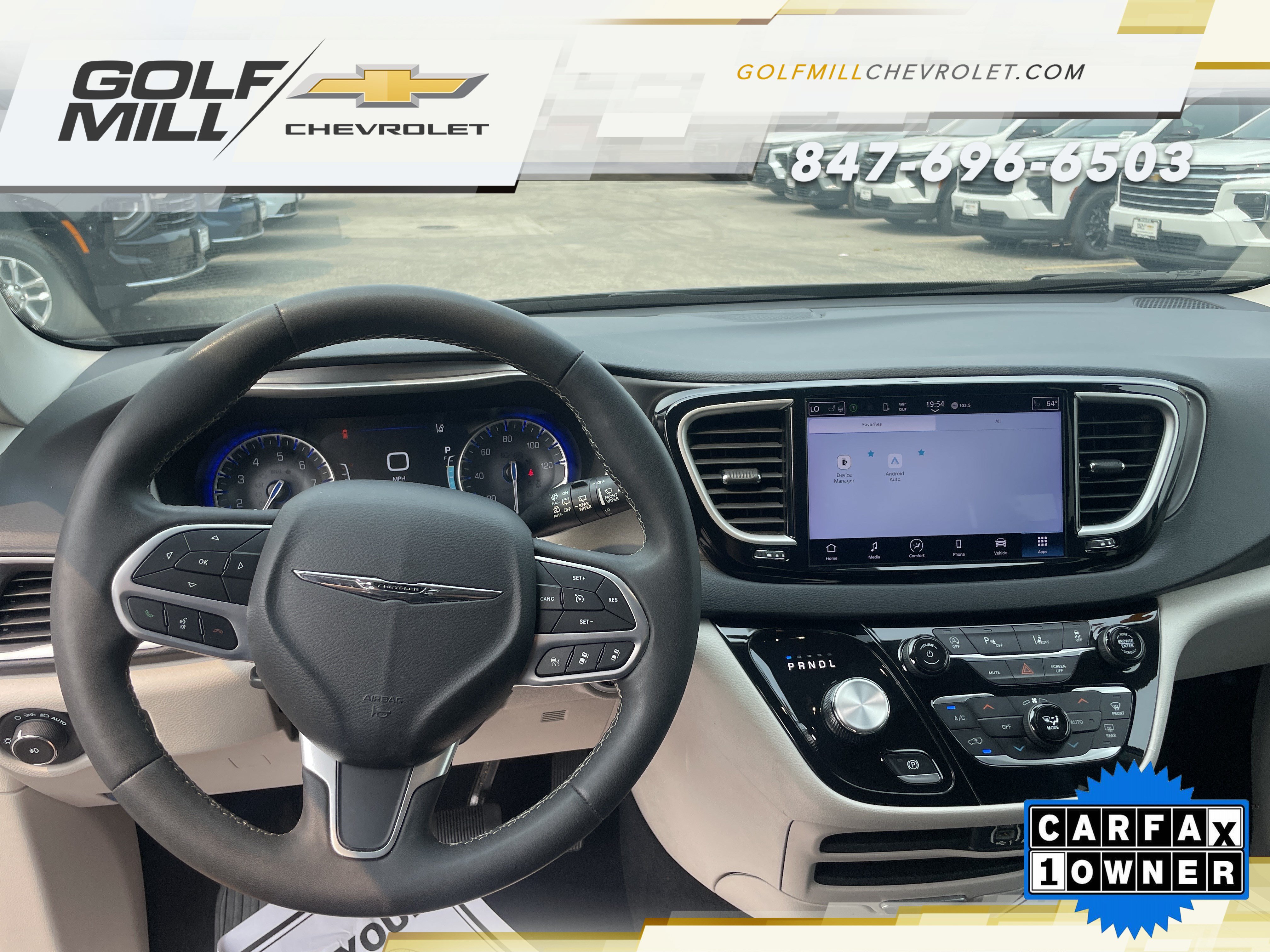 Used 2023 Chrysler Pacifica Touring-L FWD image 18