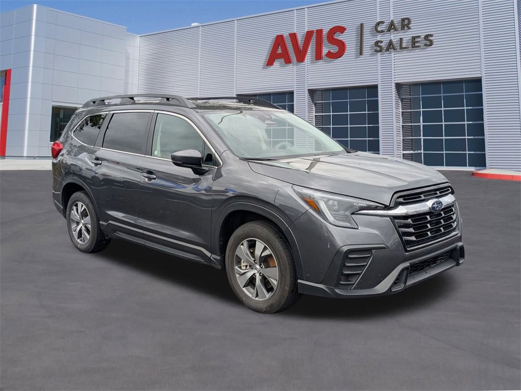 Used 2025 Subaru Ascent Premium image 9