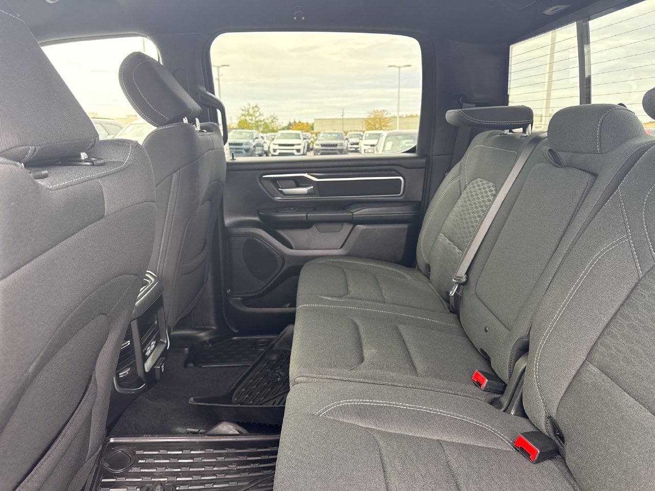 Used 2025 RAM 1500 Big Horn AWD/4WD image 13