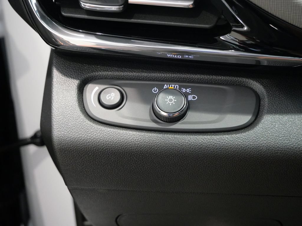 New 2026 Buick Envista Sport Touring FWD image 20