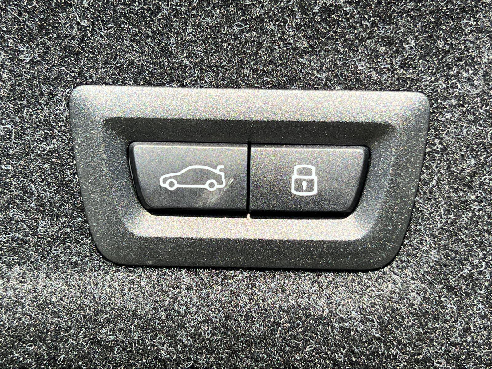 Used 2026 BMW M340i RWD image 19