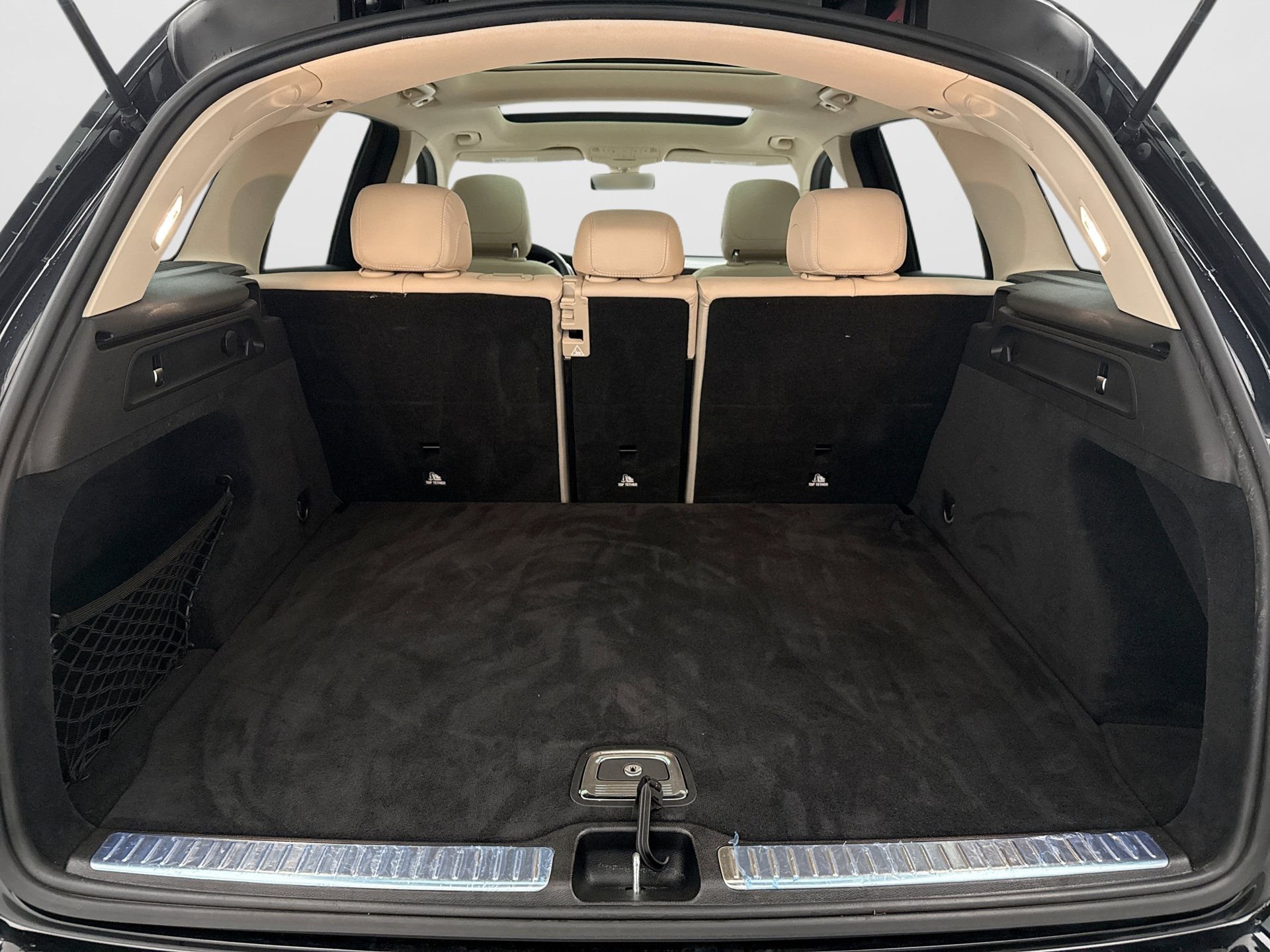Used 2020 Mercedes-Benz GLC 300 4MATIC image 21