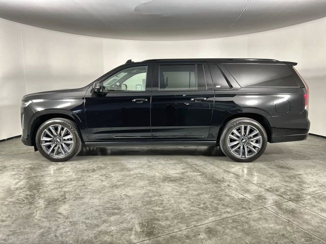 Certified 2024 Cadillac Escalade ESV Sport Platinum image 5