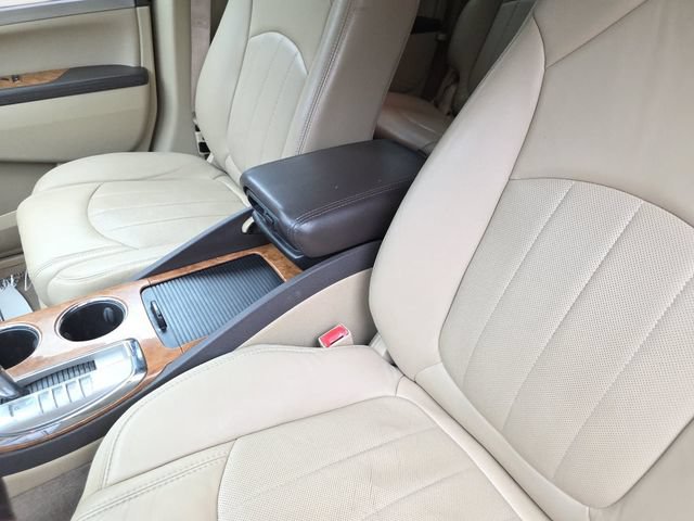 Used 2012 Buick Enclave Leather FWD image 16
