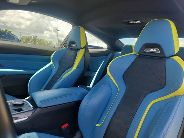 Used 2021 BMW M4 Coupe w/ Executive Package RWD image 18