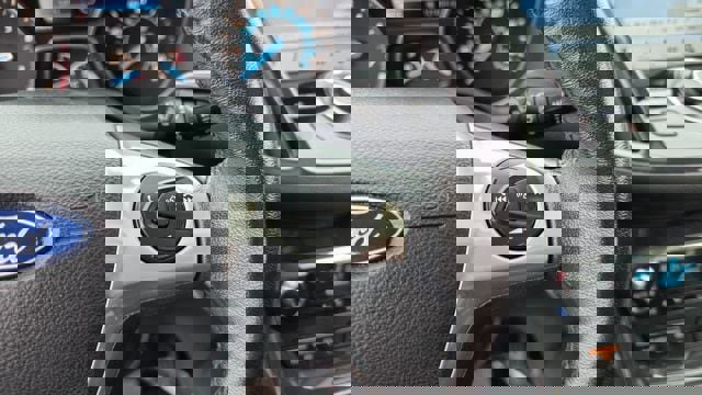 Used 2016 Ford Escape Titanium image 18