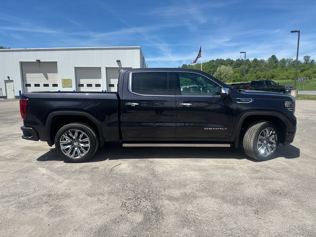 Used 2024 GMC Sierra 1500 Denali w/ Denali Reserve Package AWD/4WD image 6