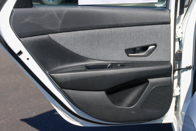 New 2026 Hyundai Elantra Limited FWD image 13