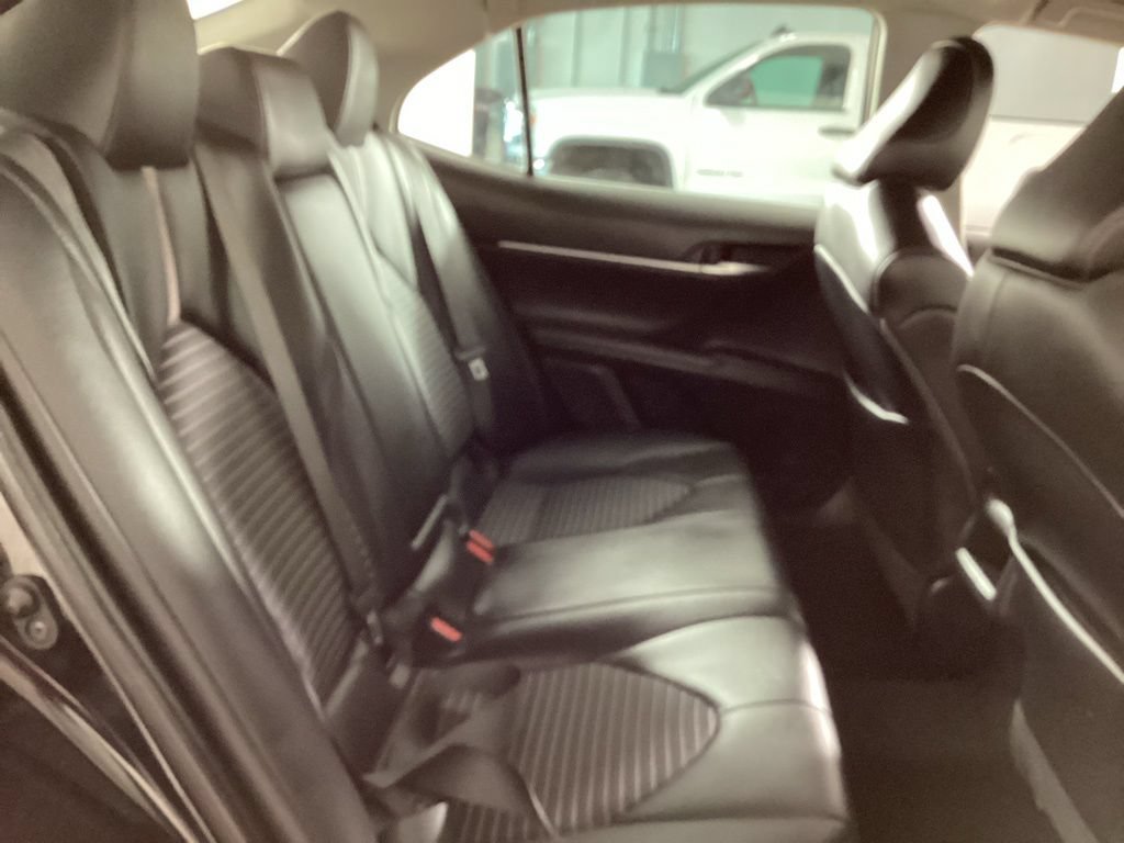Used 2021 Toyota Camry SE FWD image 20