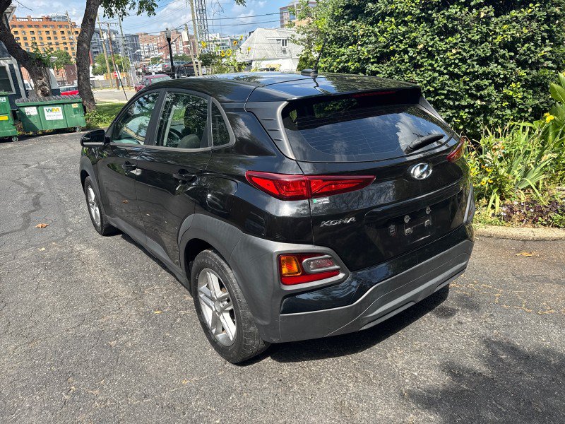 Used 2020 Hyundai Kona SE FWD image 4