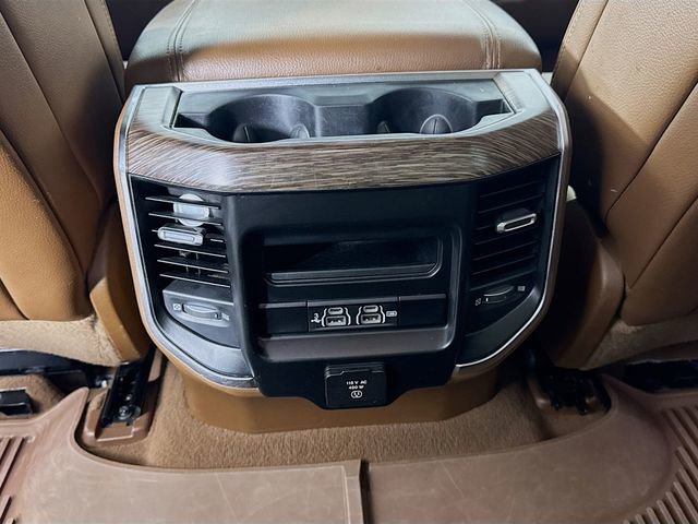 Used 2019 RAM 1500 Laramie AWD/4WD image 28