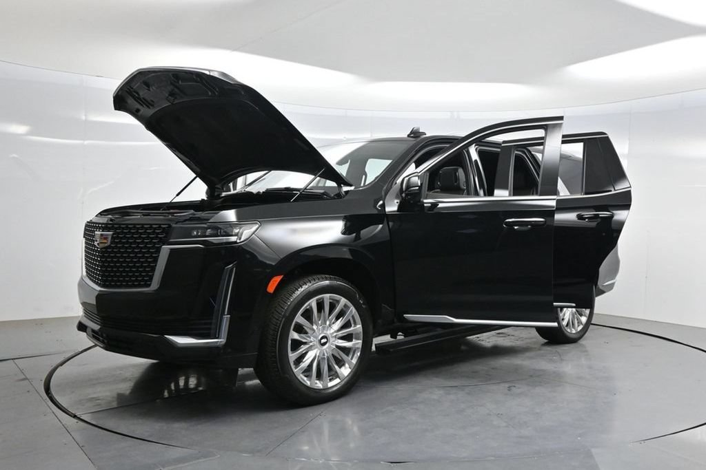Used 2023 Cadillac Escalade Premium Luxury w/ Performance Package AWD/4WD image 46