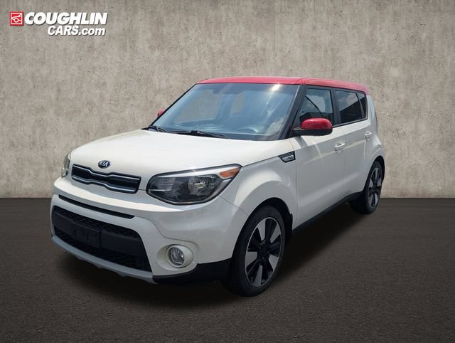 Used 2019 Kia Soul + FWD image 3