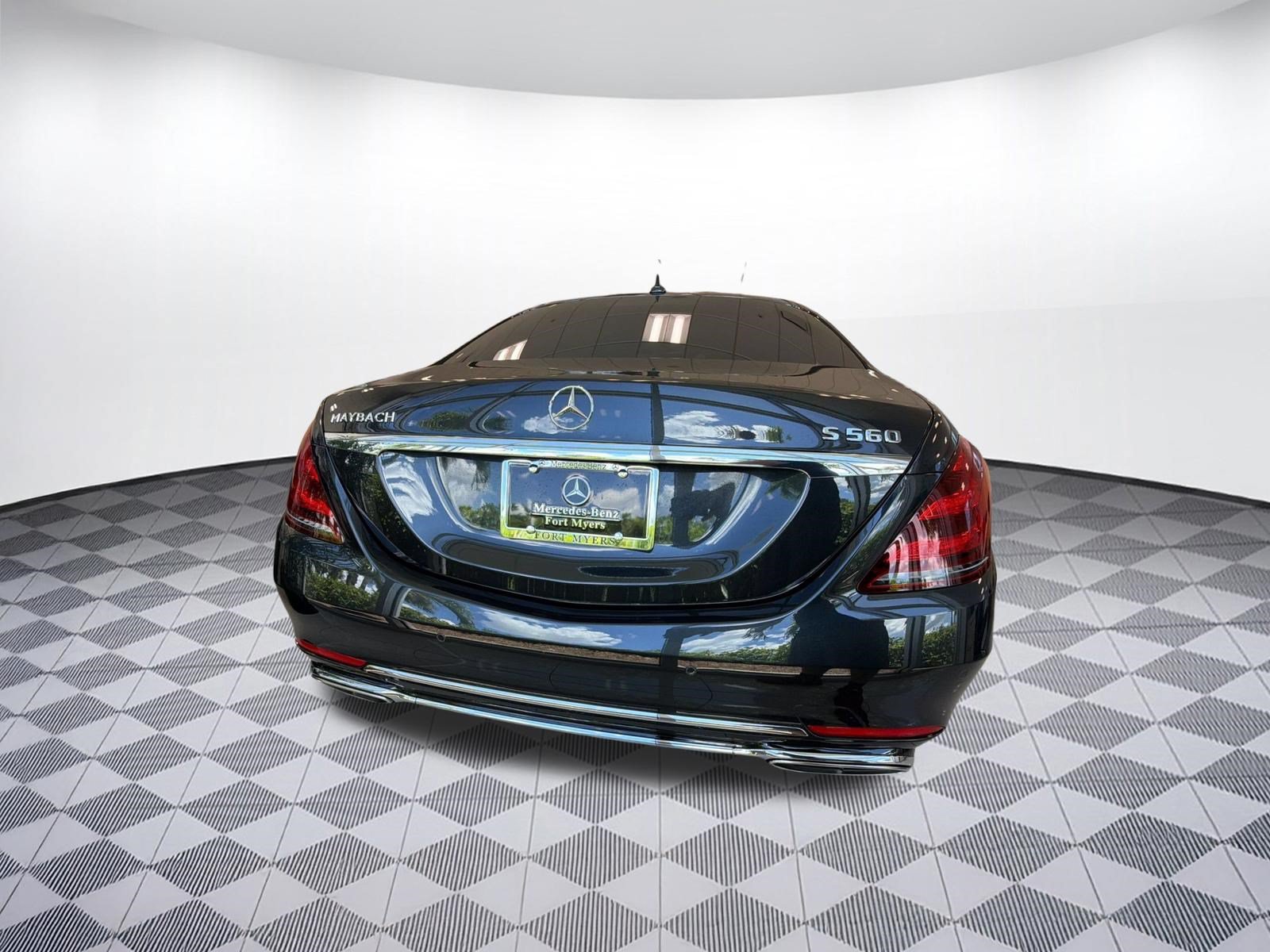Used 2020 Mercedes-Benz Maybach S 560 4MATIC image 10