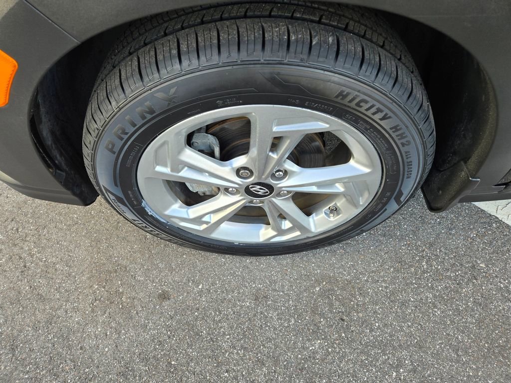 Used 2022 Hyundai Kona SEL image 14