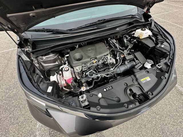 Used 2021 Toyota Sienna LE image 32