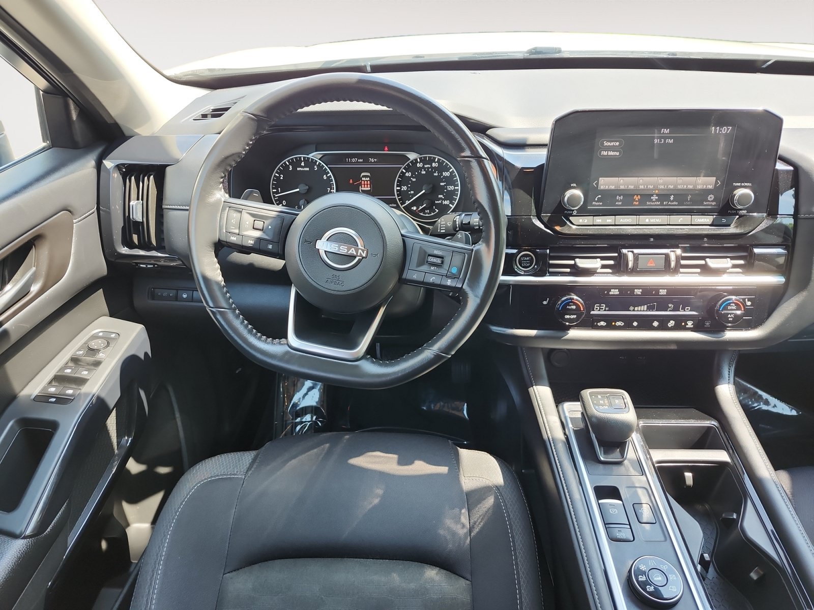 Used 2024 Nissan Pathfinder SV AWD/4WD image 10