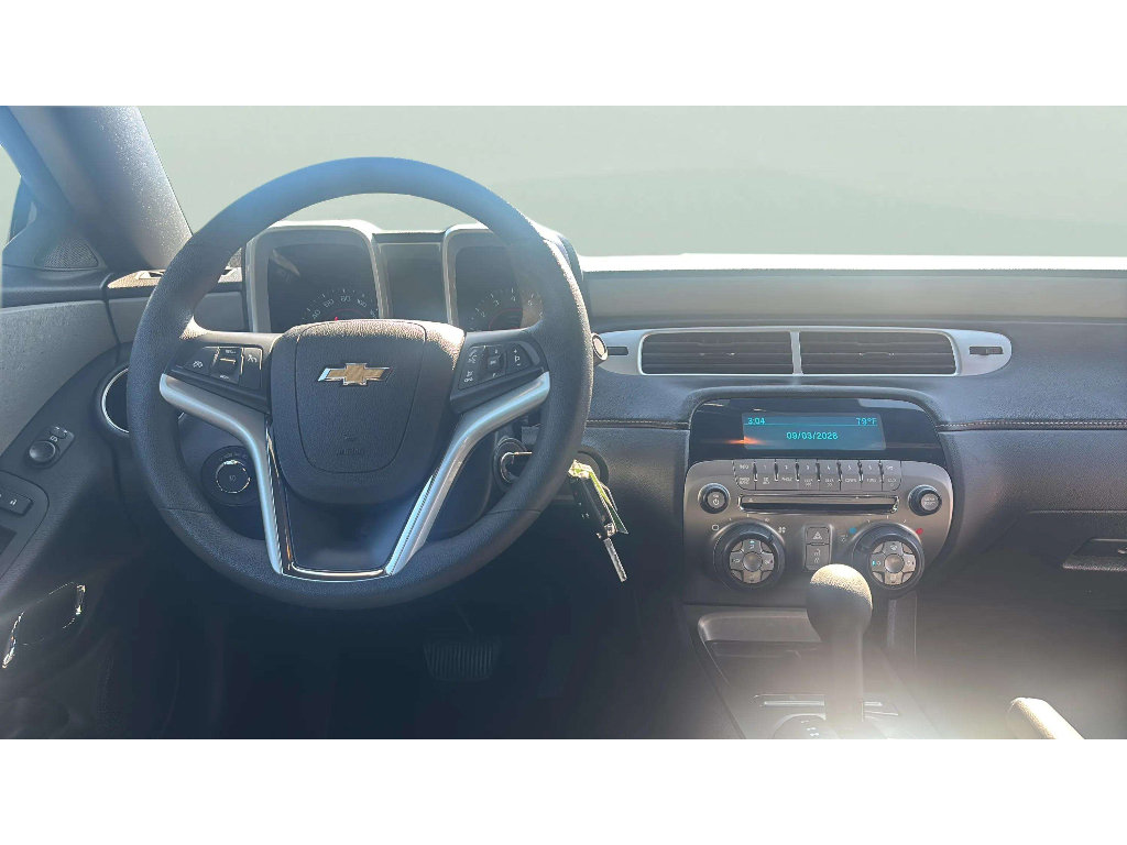 Used 2014 Chevrolet Camaro LS RWD image 14