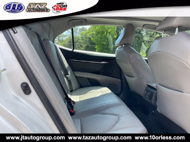 Used 2022 Toyota Camry XSE w/ Navigation Package FWD image 12
