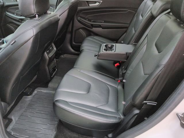 Used 2017 Ford Edge Titanium w/ Equipment Group 301A image 29