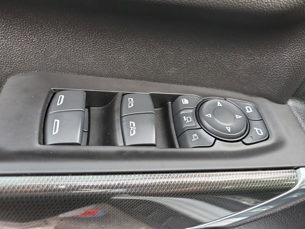 Used 2021 GMC Sierra 2500 AT4 w/ AT4 Premium Plus Package image 9