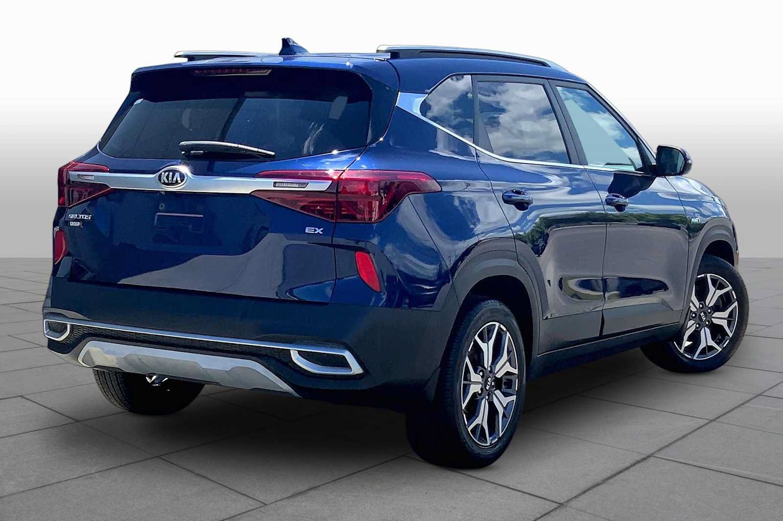 Used 2021 Kia Seltos EX AWD/4WD image 13