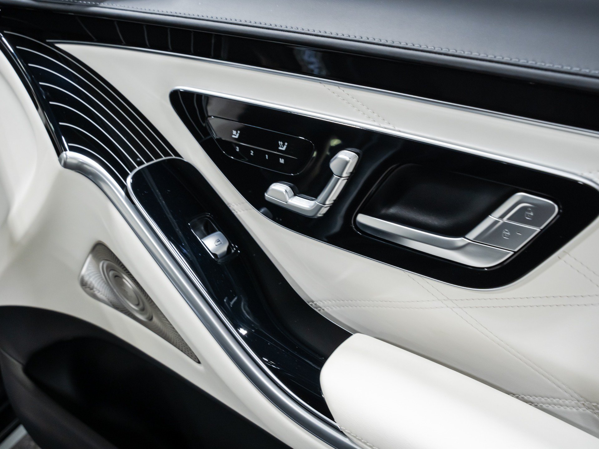 Used 2024 Mercedes-Benz Maybach S 680 4MATIC image 55