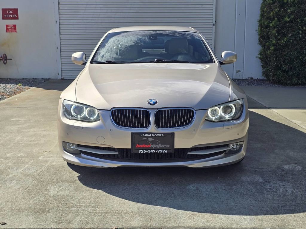 Used 2012 BMW 328i Convertible RWD image 2