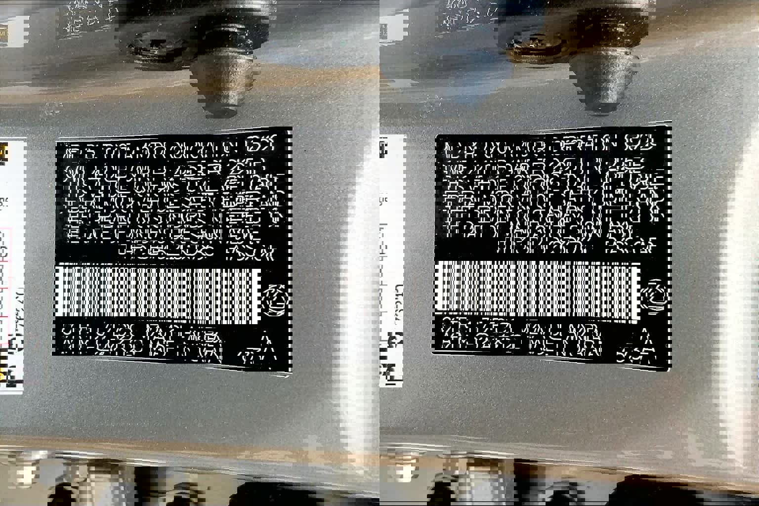 Used 2020 Lexus UX 200 w/ Premium Package image 36