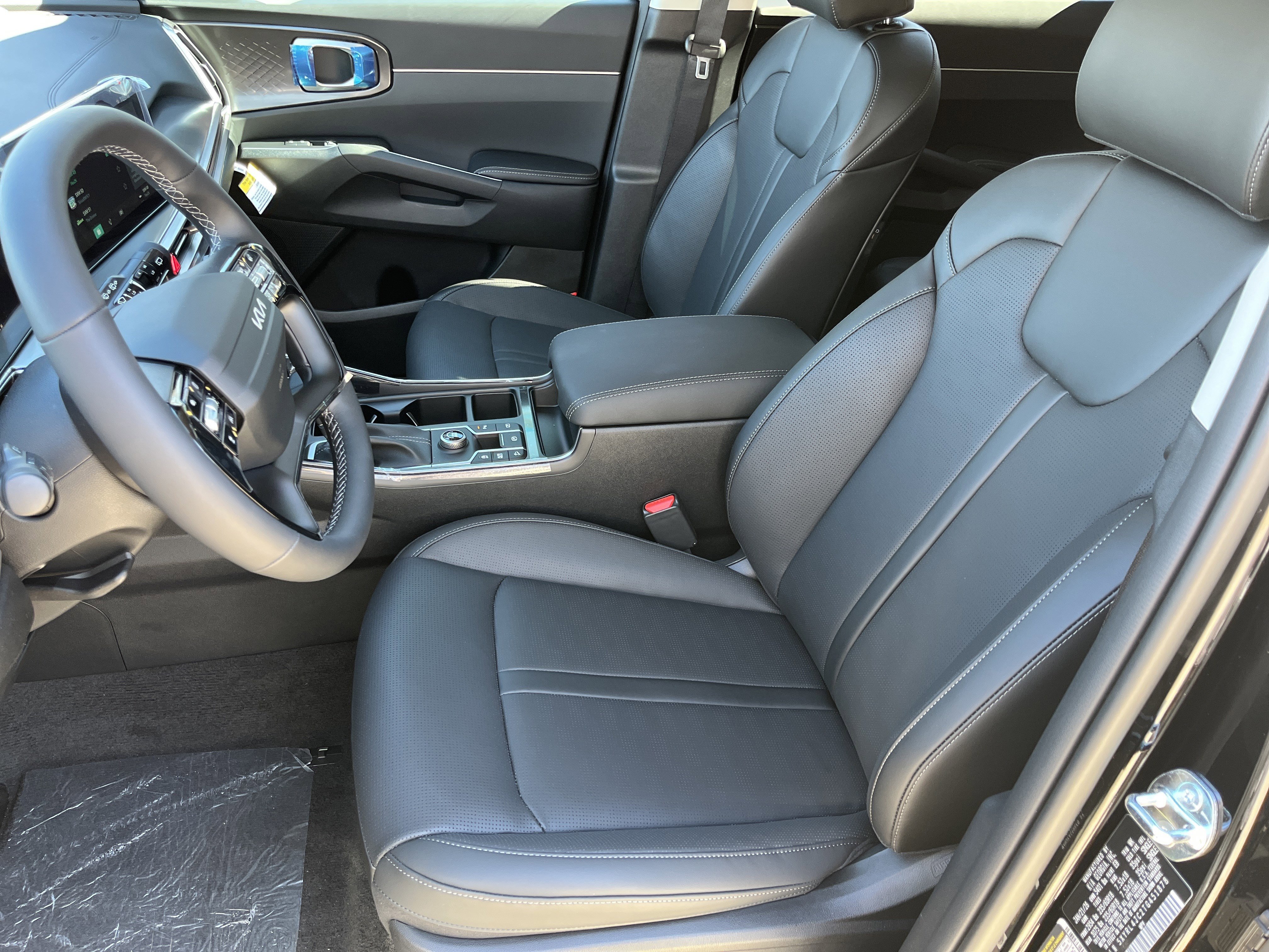 New 2026 Kia Sorento S FWD image 17