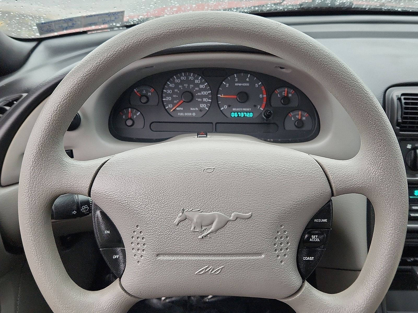 Used 1999 Ford Mustang Coupe image 24
