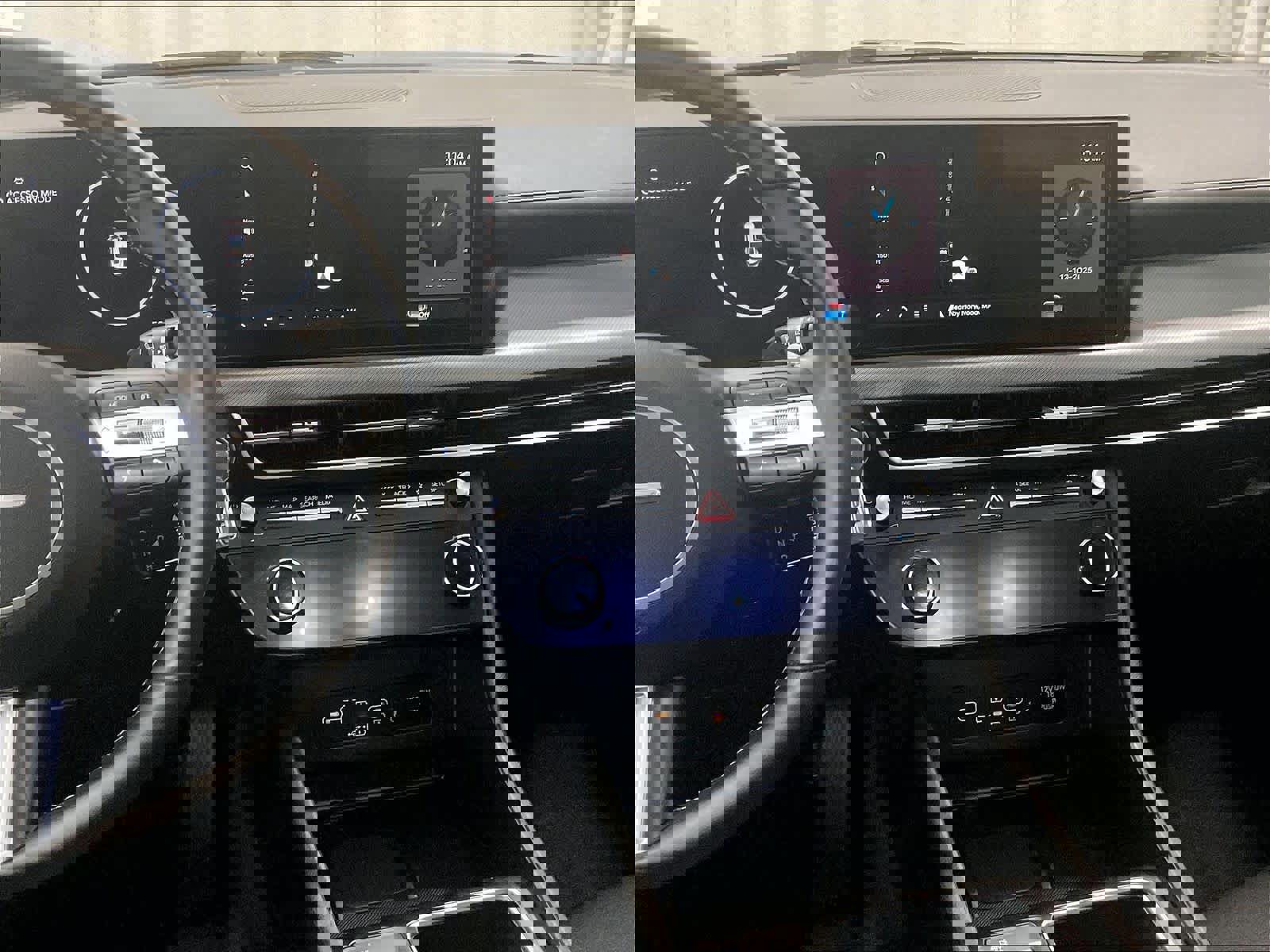 Certified 2024 Hyundai Sonata SEL w/ Convenience Package image 20