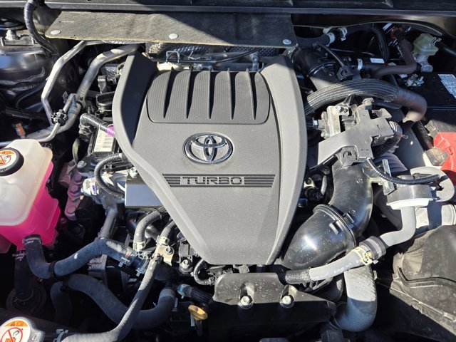 Used 2023 Toyota Highlander XLE image 29