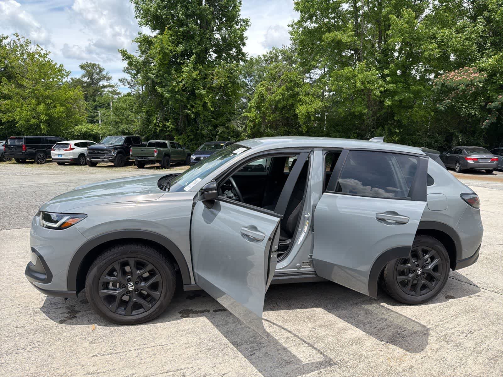 Certified 2025 Honda HR-V Sport image 18