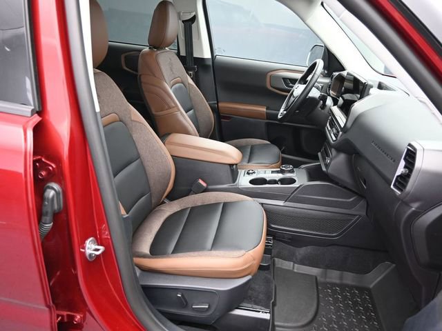 Used 2025 Ford Bronco Sport Outer Banks w/ Outer Banks Tech Package+ image 43