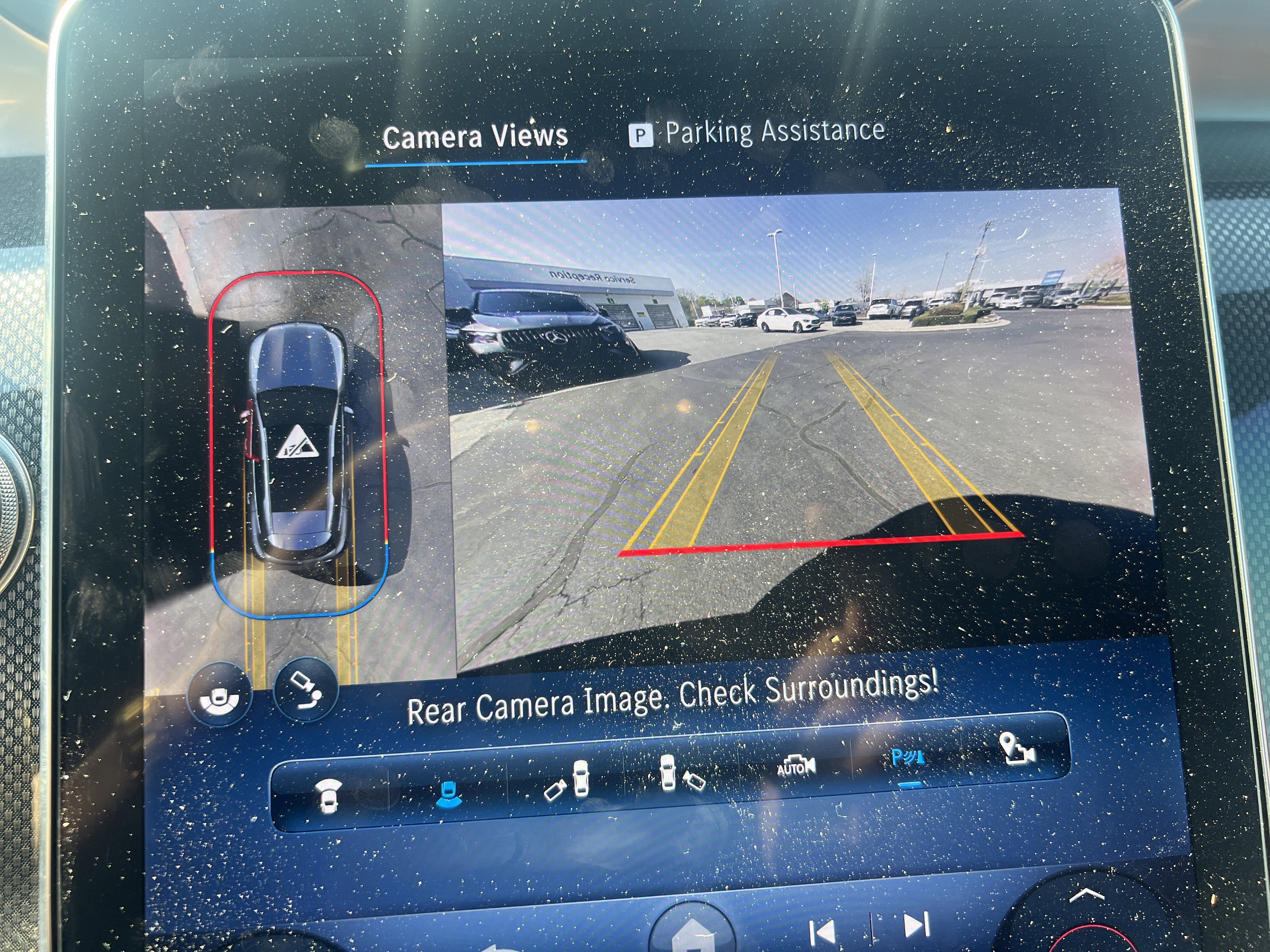 Used 2024 Mercedes-Benz GLC 300 4MATIC image 25