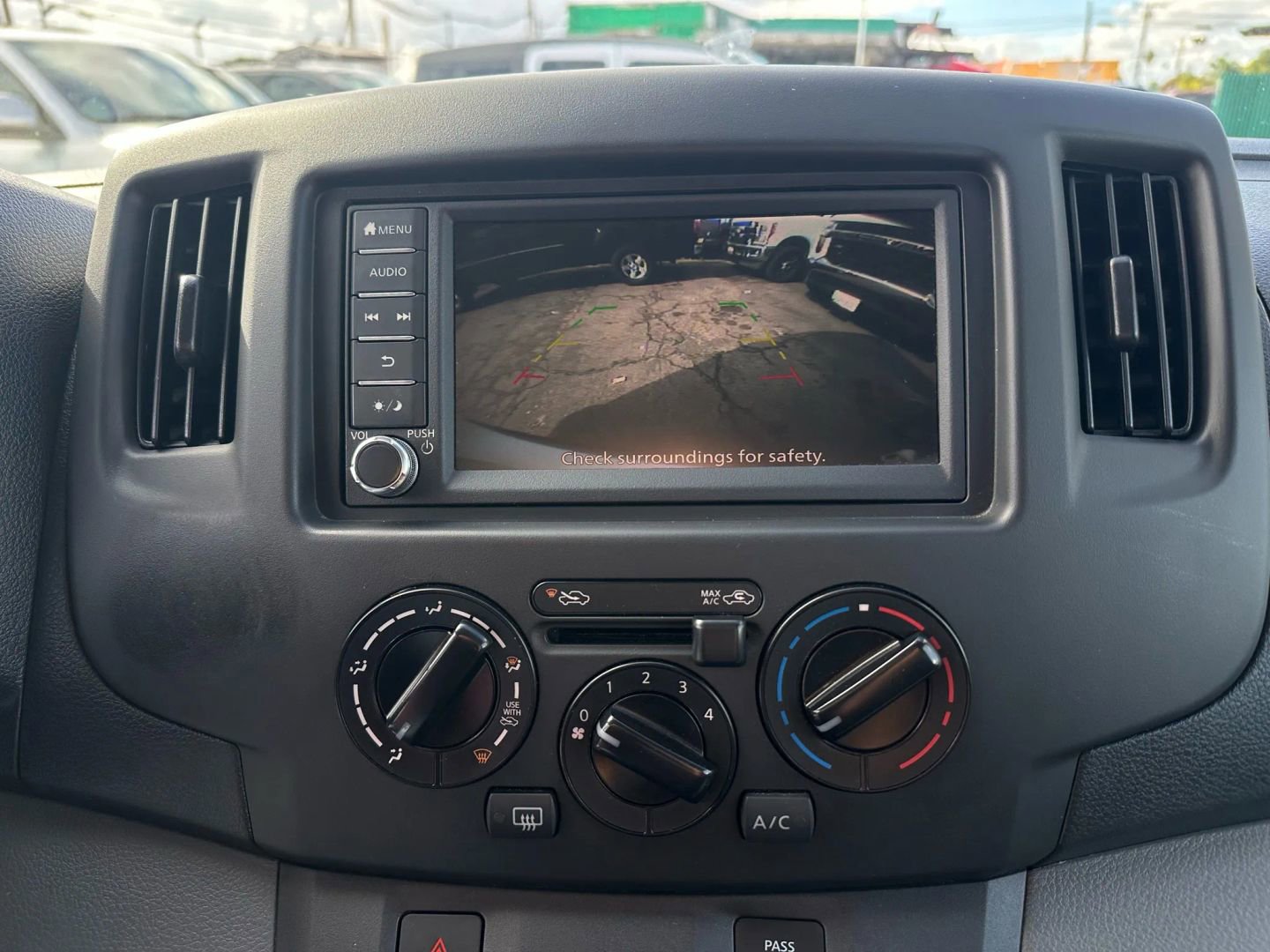 Used 2020 Nissan NV200 S w/ Sliding Glass Door Package image 26