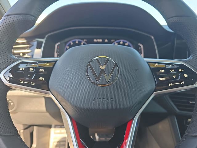 Used 2025 Volkswagen Jetta GLI Autobahn image 21