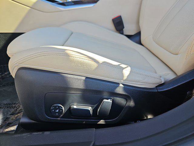 Certified 2024 BMW 330i Sedan w/ Premium Package image 28