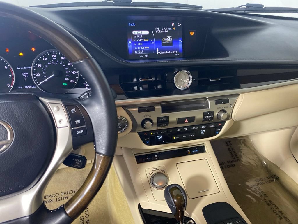 Used 2015 Lexus ES 350 w/ Premium Package FWD image 17