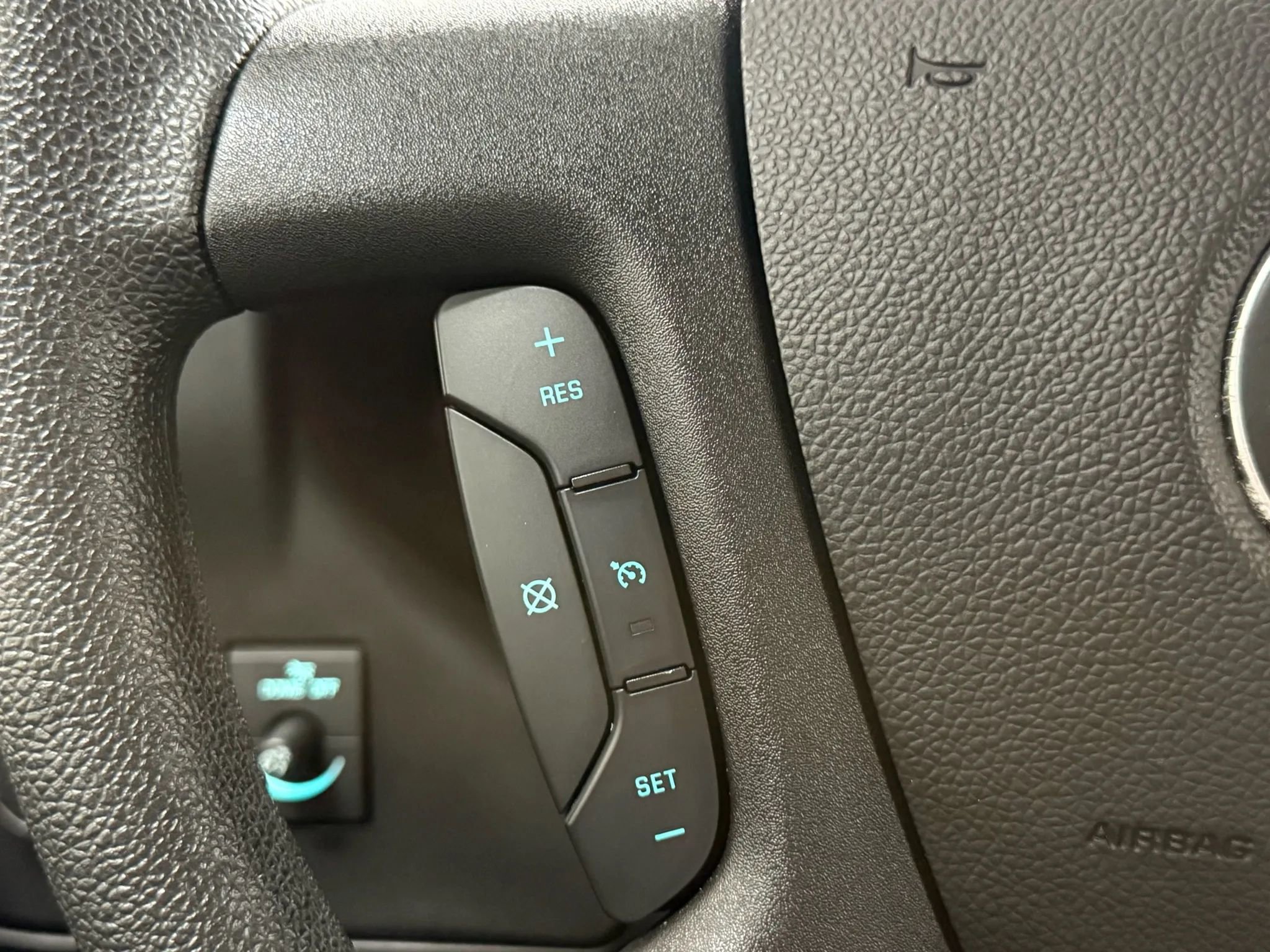 Used 2021 Chevrolet Express 2500 w/ Driver Convenience Package image 23